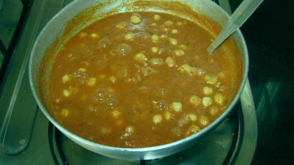 Chole mixed in paste